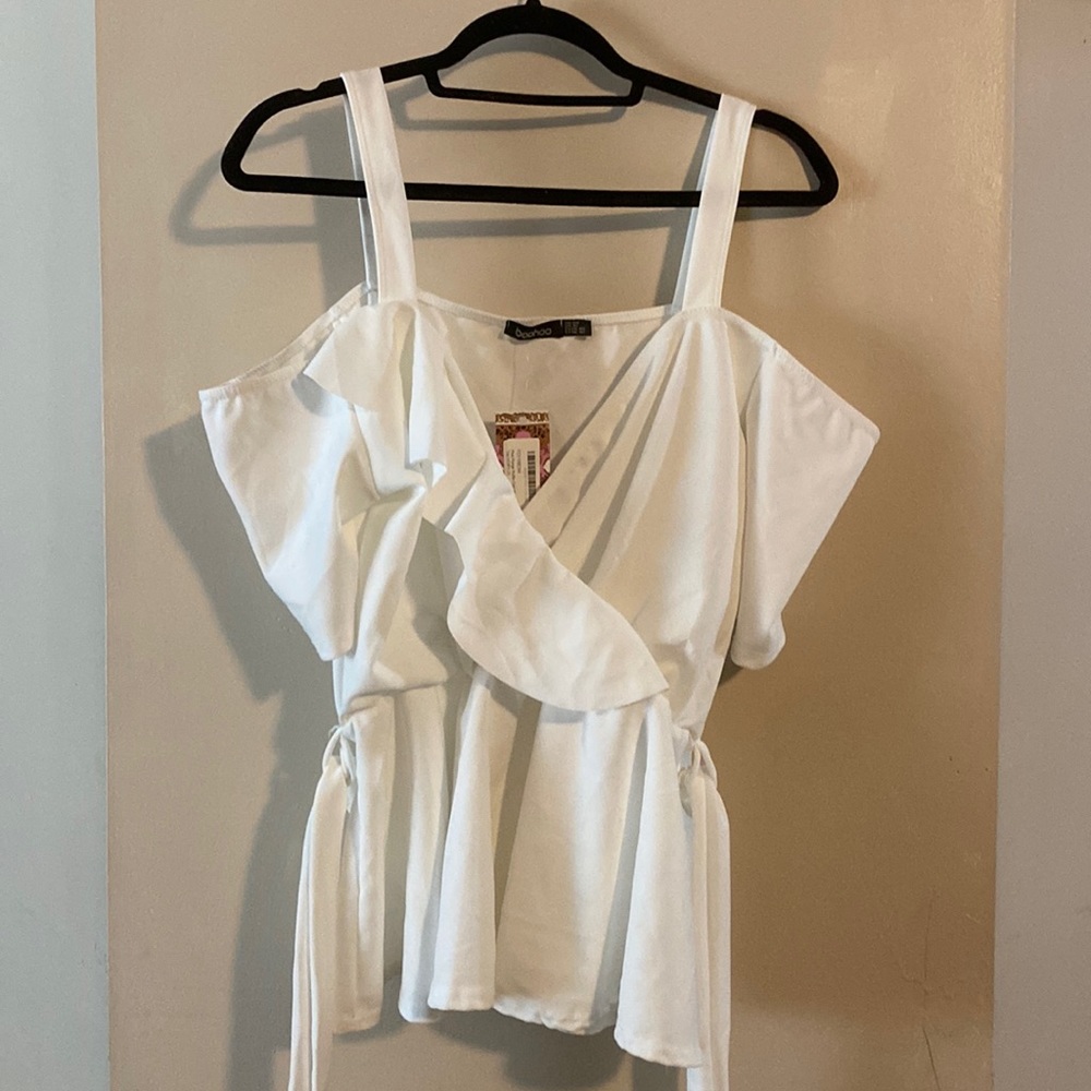 White Boohoo Off-The-Shoulder Blouse